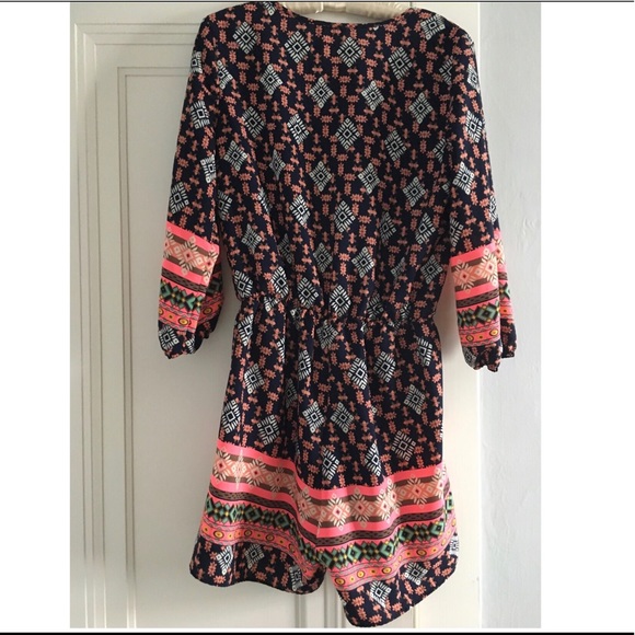 Patterned Romper - Picture 2 of 3